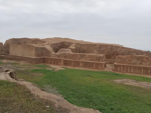 عکس موزه آثار تاریخی چغازنبیل و هفت تپه