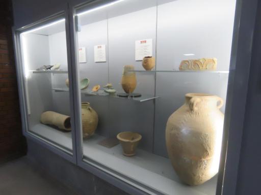 عکس موزه آثار تاریخی چغازنبیل و هفت تپه