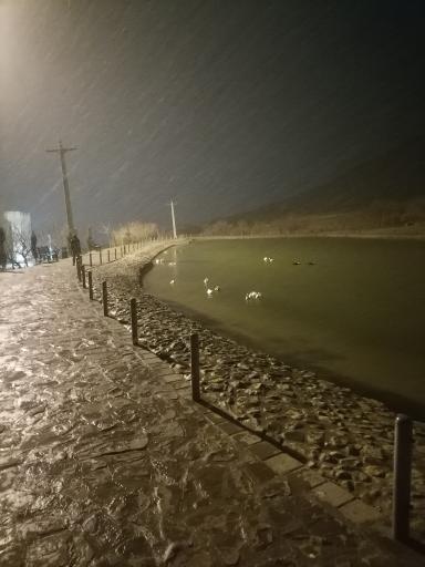 عکس دریاچه مادر 