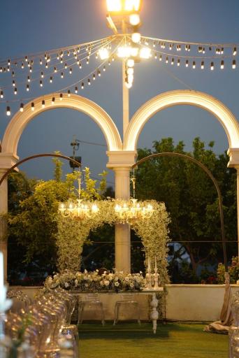 عکس تالار پذیرایی فرش قرمز