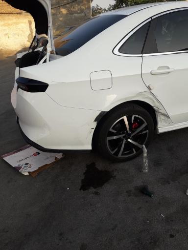 عکس فایبرگلاس ناصر و رادیاتورسازی جعفر