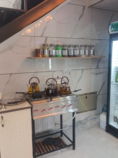 جلال کبابچی 