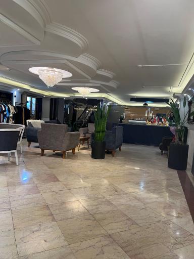 عکس کافی شاپ و صبحانه نارون