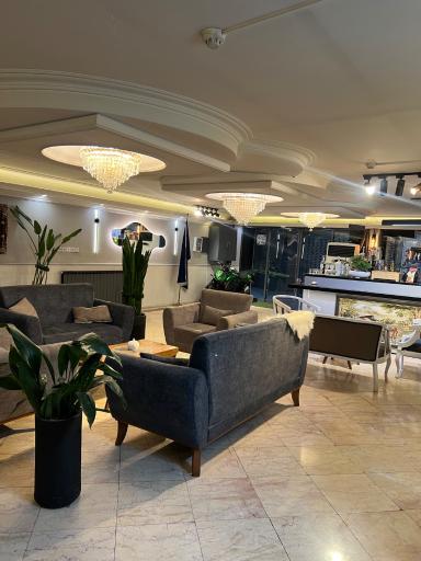 عکس کافی شاپ و صبحانه نارون