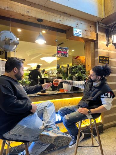 عکس کافی شاپ و صبحانه نارون