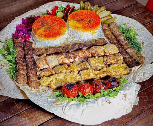 عکس مجموعه سنتی خونه باغ