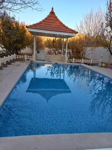 عکس باغ تفریحی تک چنار