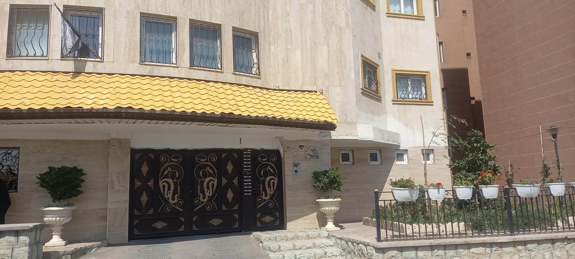 عکس ساختمان گل نرگس A2