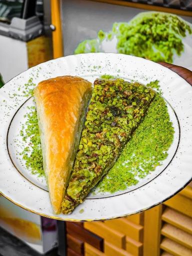 عکس کافه حس خوب