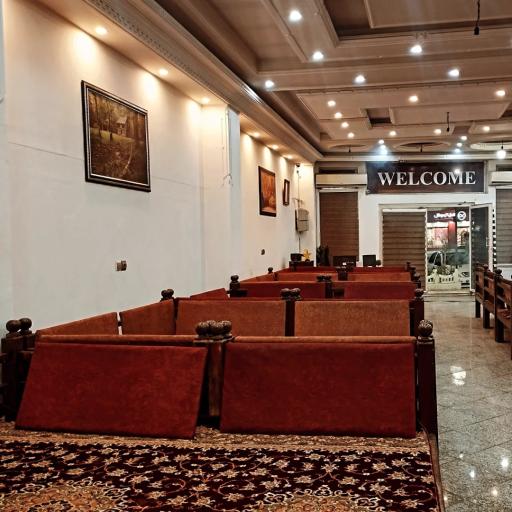 عکس  رستوران و سفره خانه سنتی پدیده