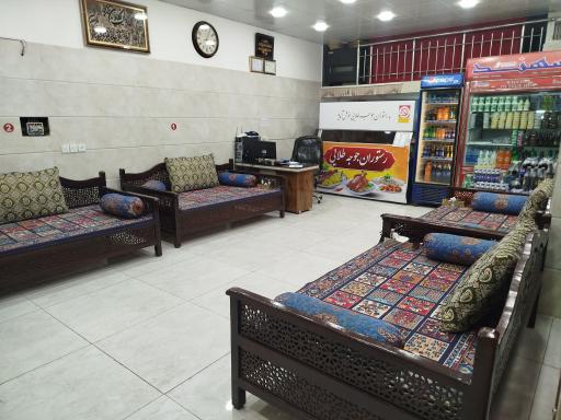 عکس رستوران جوجه طلایی