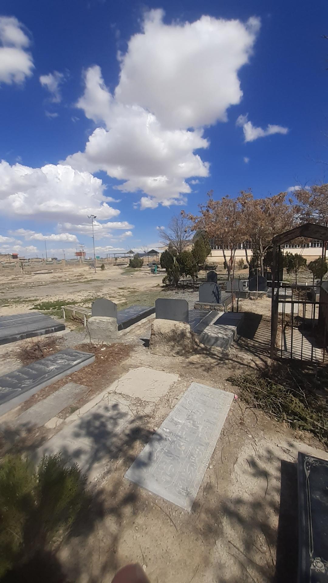 عکس قبرستان