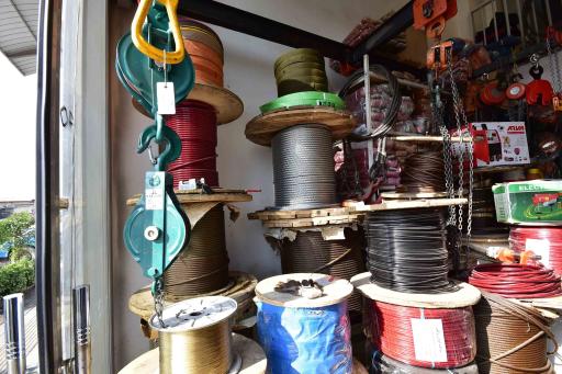 عکس فروشگاه آذران بکسل