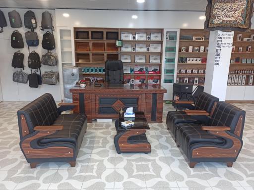 عکس مرکز موبایل و لپ تاپ مرادی 