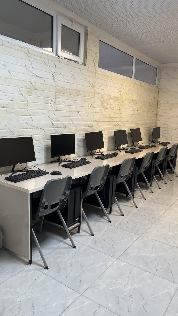 عکس آموزشگاه کامپیوتر و حسابداری رایان اوج