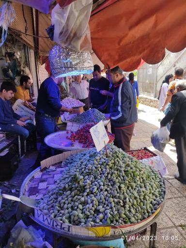عکس بازارچه میوه و سبزی جات دروازه کازرون 