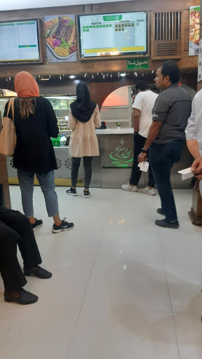 عکس رستوران حاج بهزاد