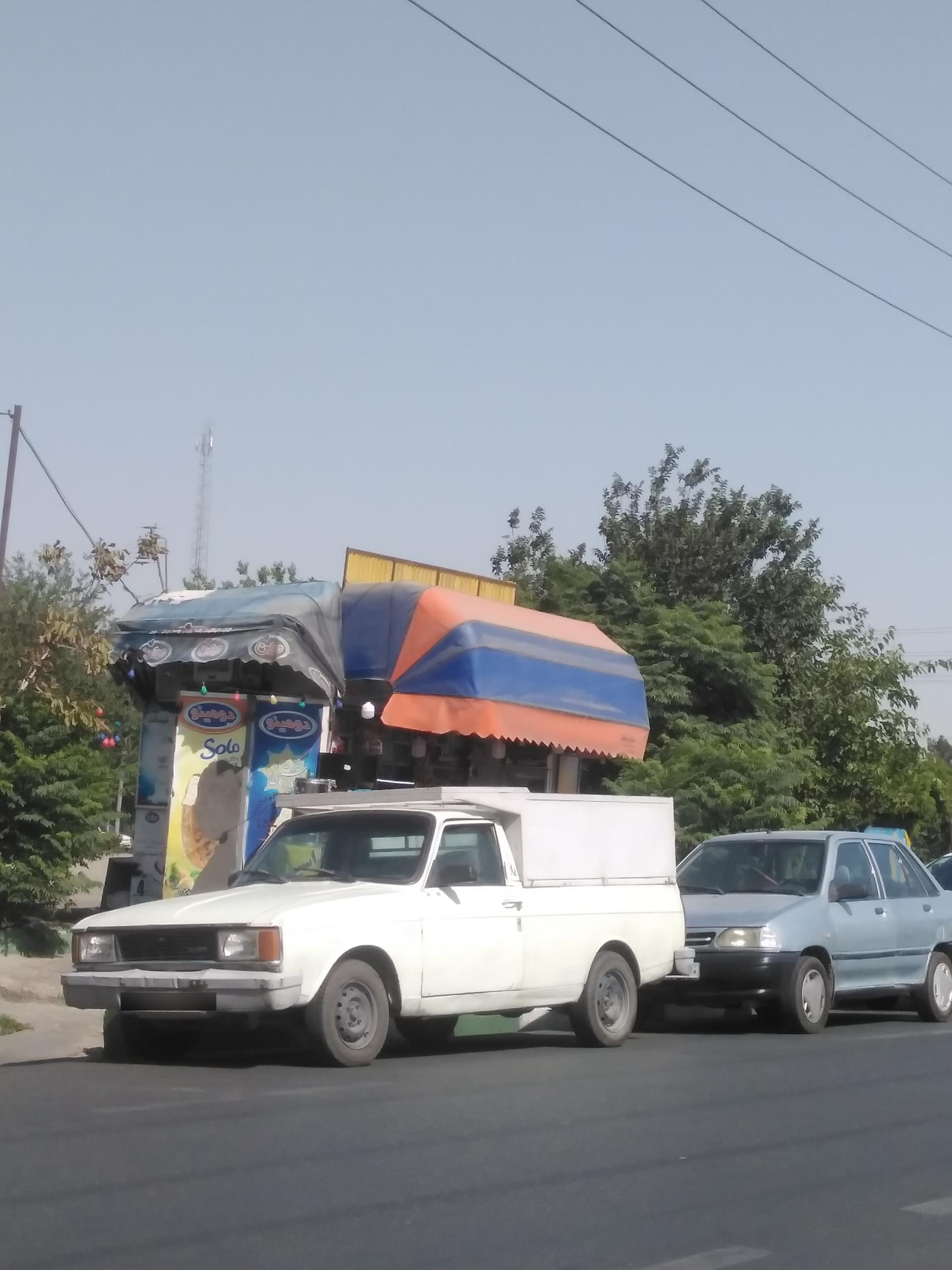 عکس دکه تنقلات 