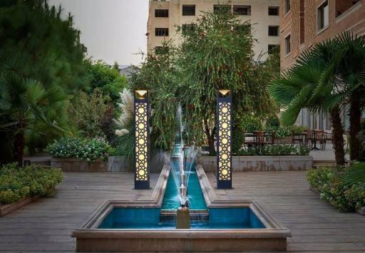 عکس هتل زندیه شیراز