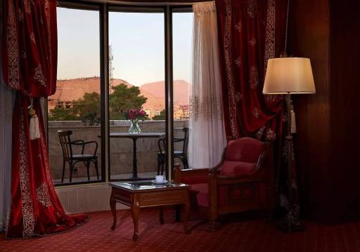 عکس هتل زندیه شیراز