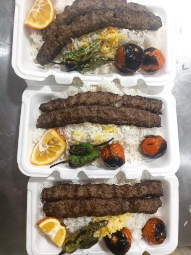 عکس رستوران و تهیه غذای ترنج