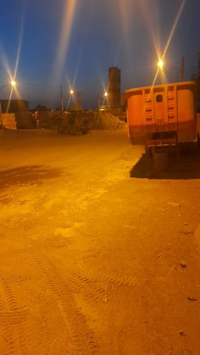 عکس کارگاه بتن راه چینه 