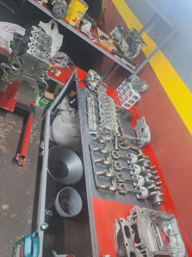 عکس تعمیرگاه تخصصی مارشال