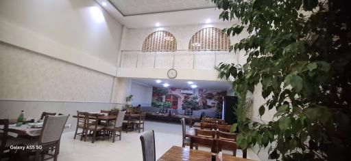 عکس رستوران پارسیان