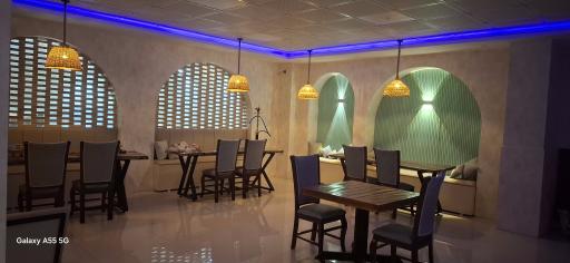 عکس رستوران پارسیان