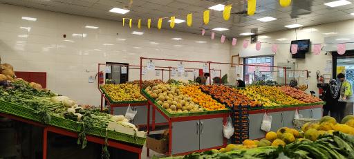 عکس بازار میوه و تره‌ بار آذر شهر