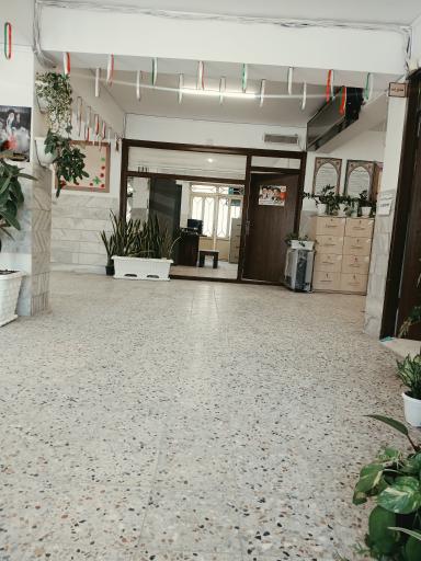 عکس دبیرستان دخترانه زکیه