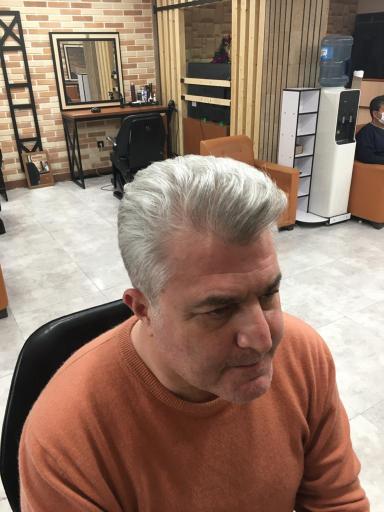 عکس آرایشگاه مردانه موتک
