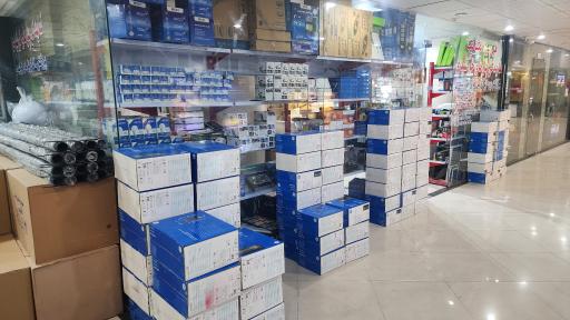 عکس الکتروفورس