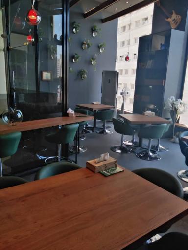 عکس کافه رستوران آشتی