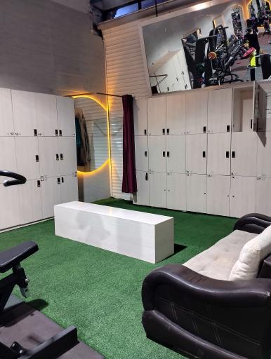 عکس باشگاه بدن سازی آرارات