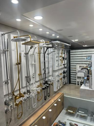 عکس تجهیزات خانه و آشپزخانه خباز