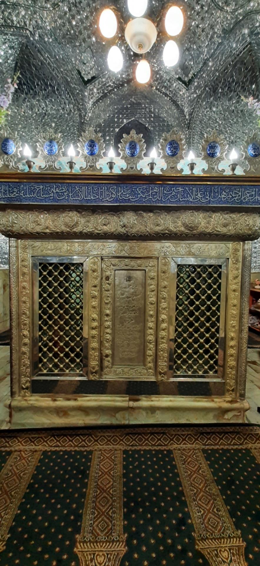 عکس بقعه متبرکه شیخ عبدالله طرشتی