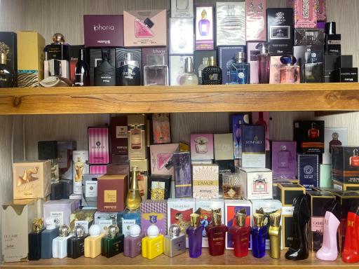 عکس آرایشی و عطر مریدا 2