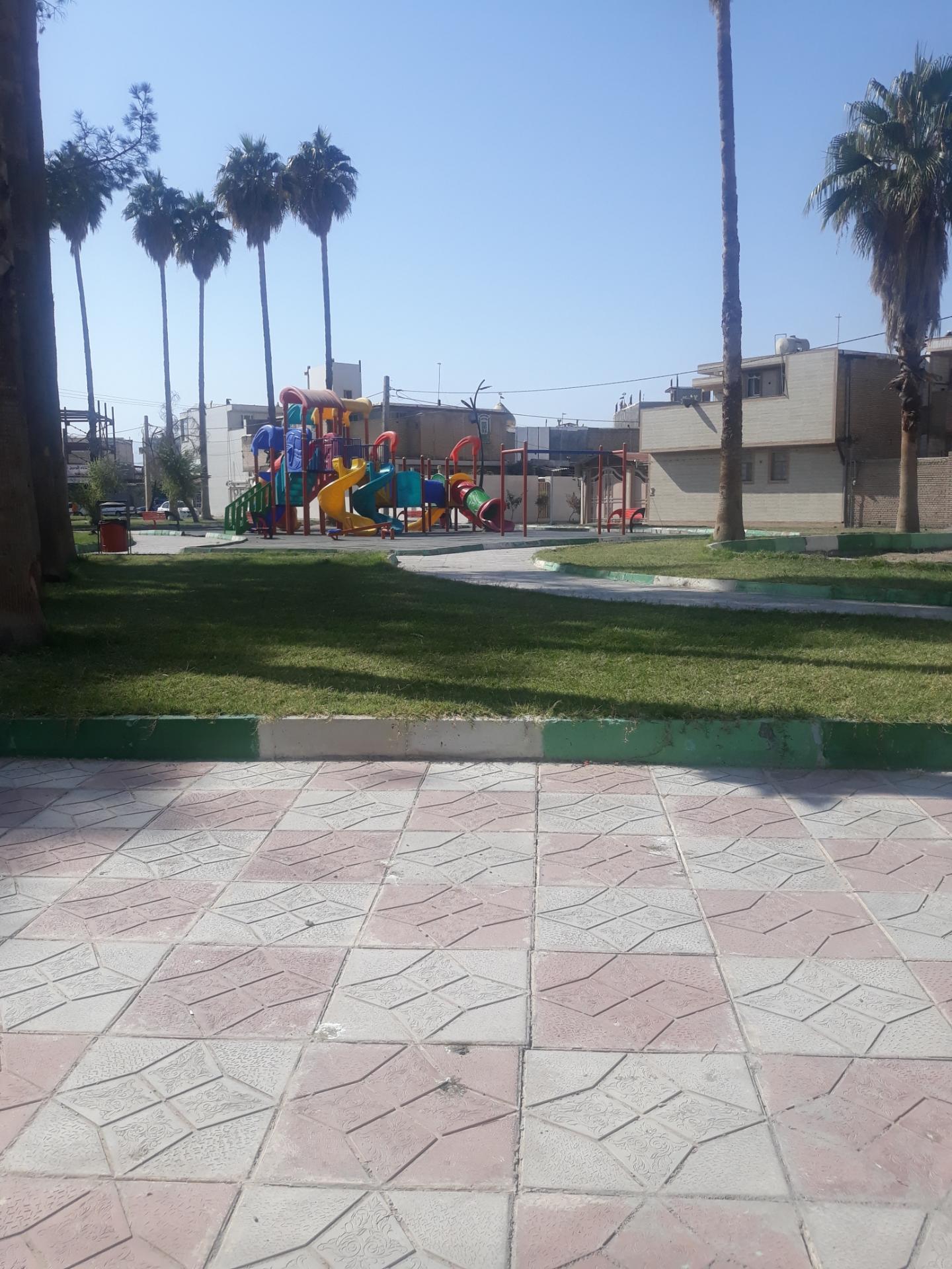 عکس زمین بازی کودکان