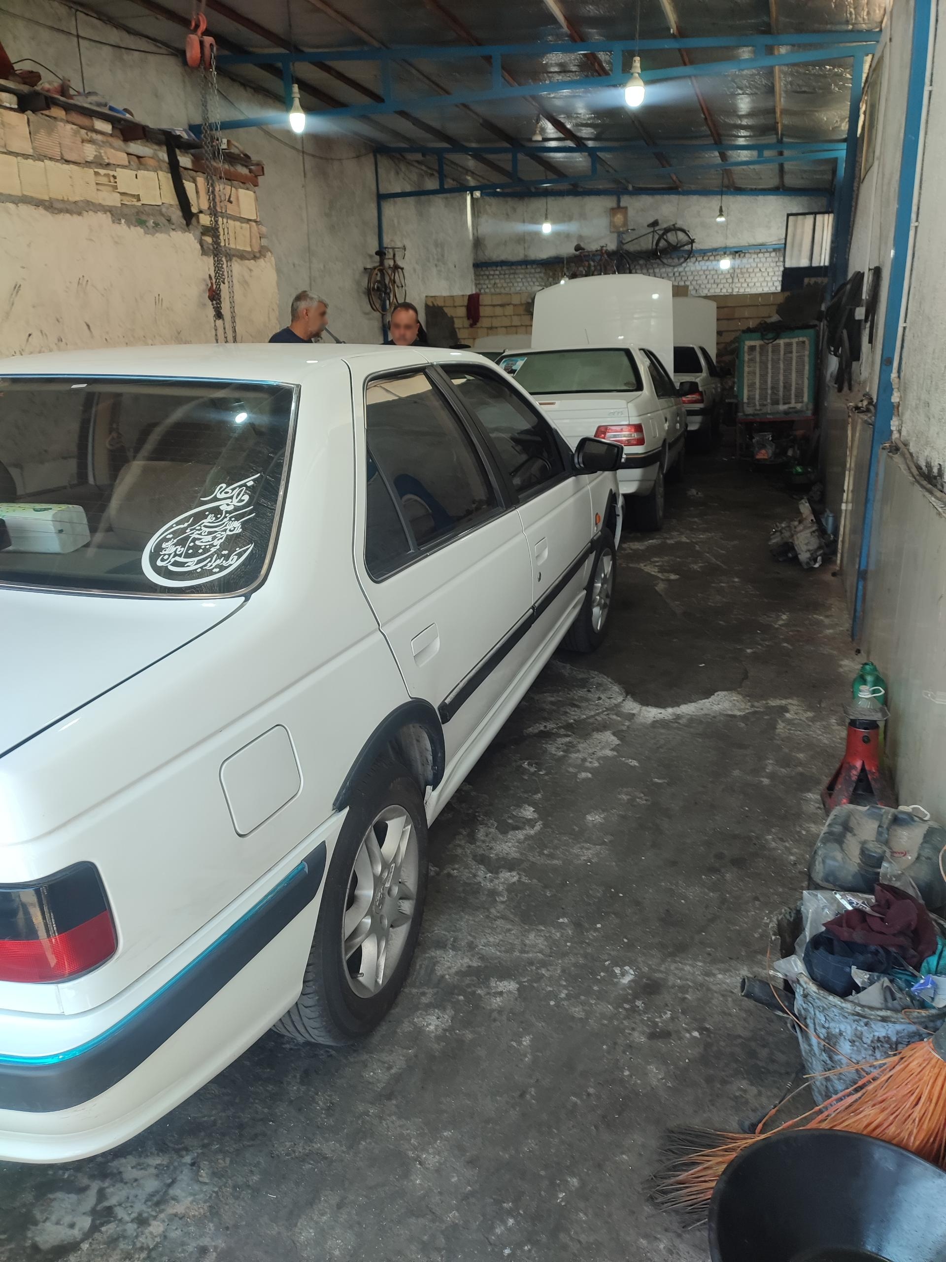 عکس تعمیرگاه خودروی امیر