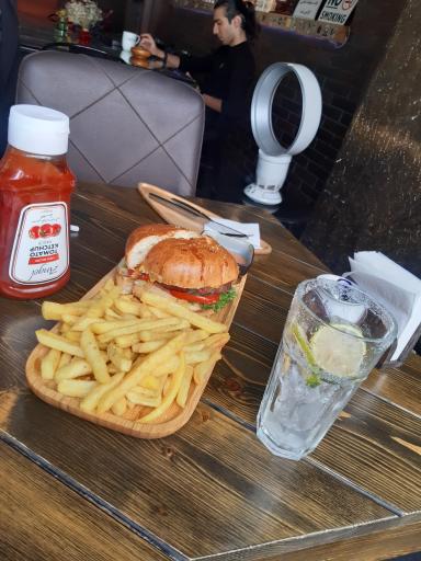 عکس کافه راک