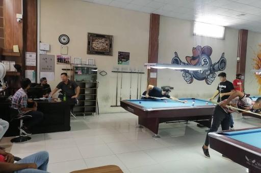 عکس باشگاه بیلیارد آراز