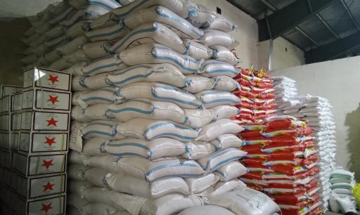 عکس خواربار فروشی بحق