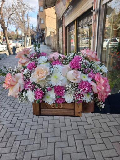 عکس گل فروشی گلزار طلا