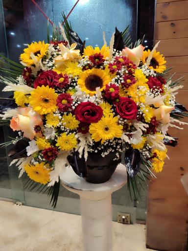 عکس گل فروشی گلزار طلا