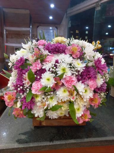 عکس گل فروشی گلزار طلا