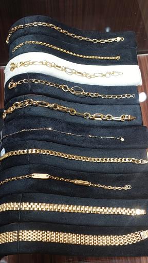 عکس گالری طلا و جواهرات زرنار