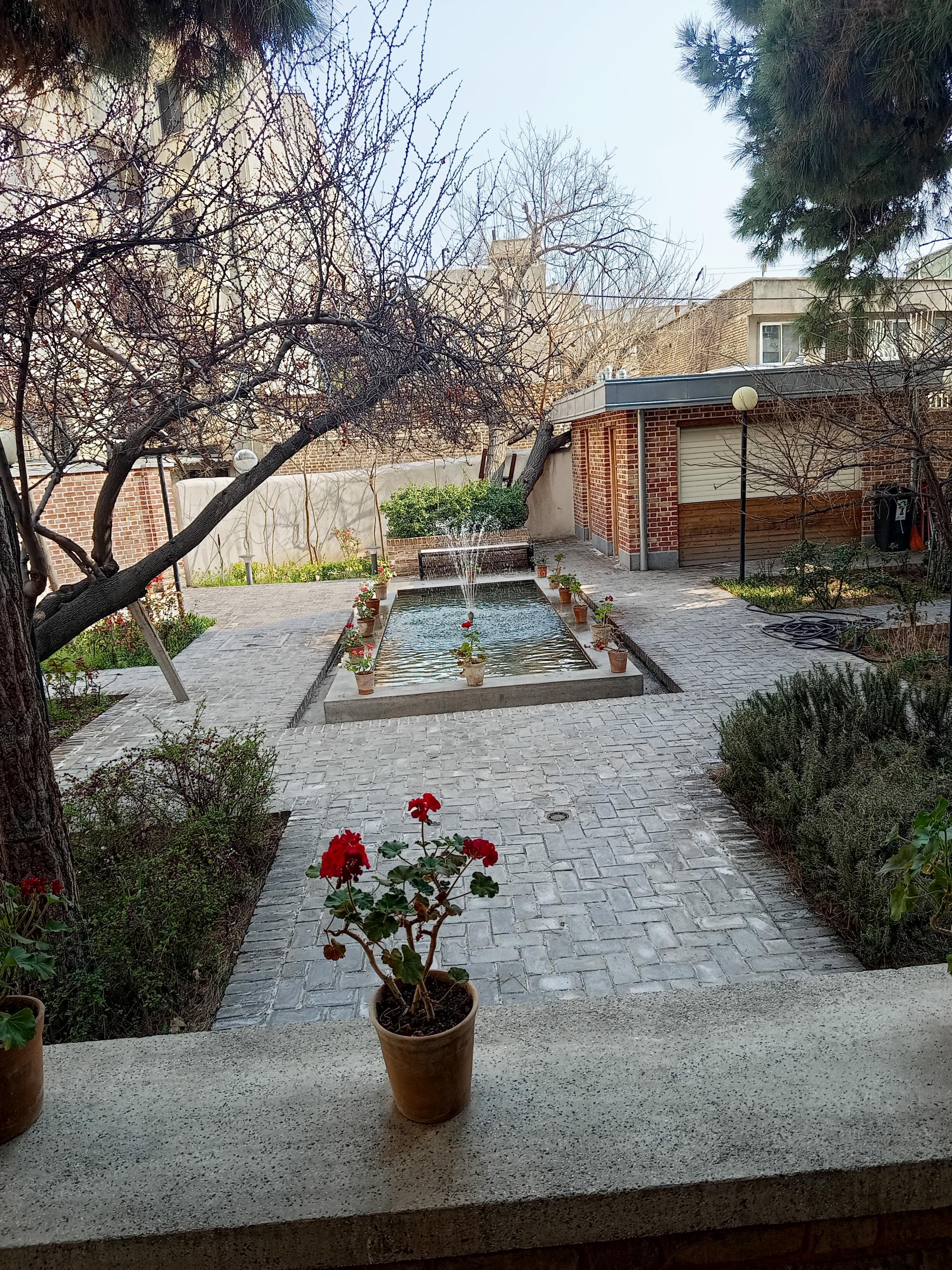 عکس خانه نیما یوشیج (تهران)