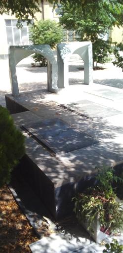 عکس مزار شهدای شانزده آذر سی و دو