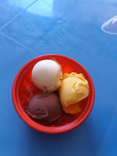 عکس بستنی ستنی شیخه 